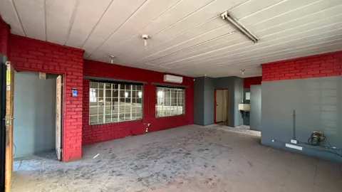 116 Orange Road, Akasia has a 1700m² Industrial Property Available For Sale and For Rent with a 5103m² Vacant Land Next Door For Sale and Rent (33)